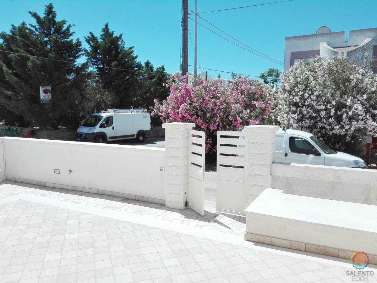 Perle Del Mare - Appartamenti Di Pregio 70M Spiaggia Pescoluse マリーナ・ディ・ペスコルーゼ エクステリア 写真